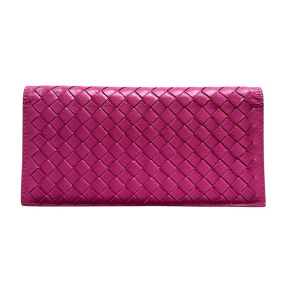Royal Avenue Pink Woven Clutch Wallet - Picture 1 of 7